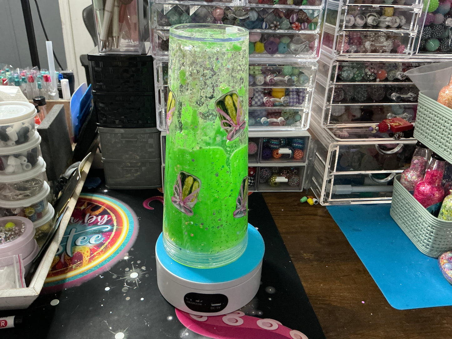 Pre made 24oz lava drip