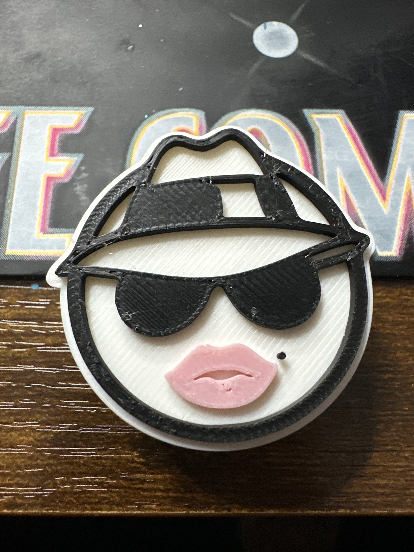 3D straw topper - lowrider (Girl)