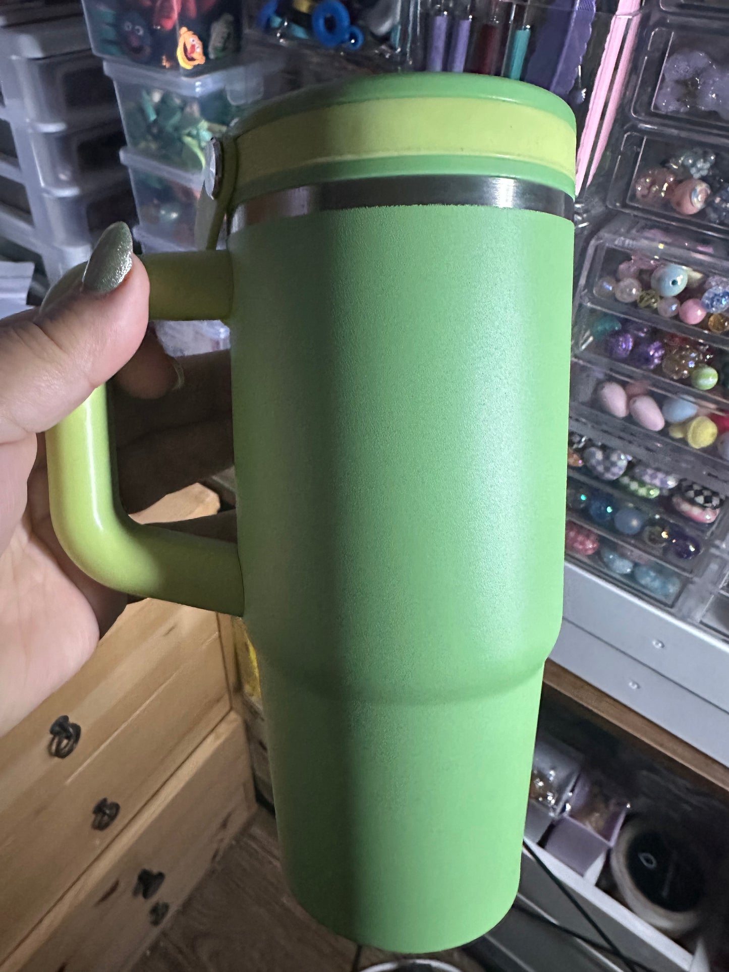 Kids cup green and yellow