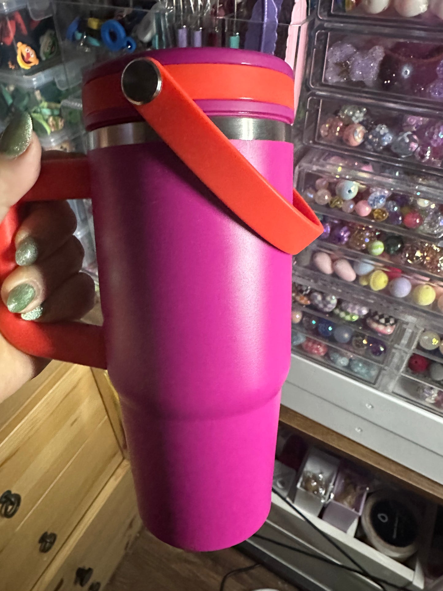 Kids cup dark pink and red