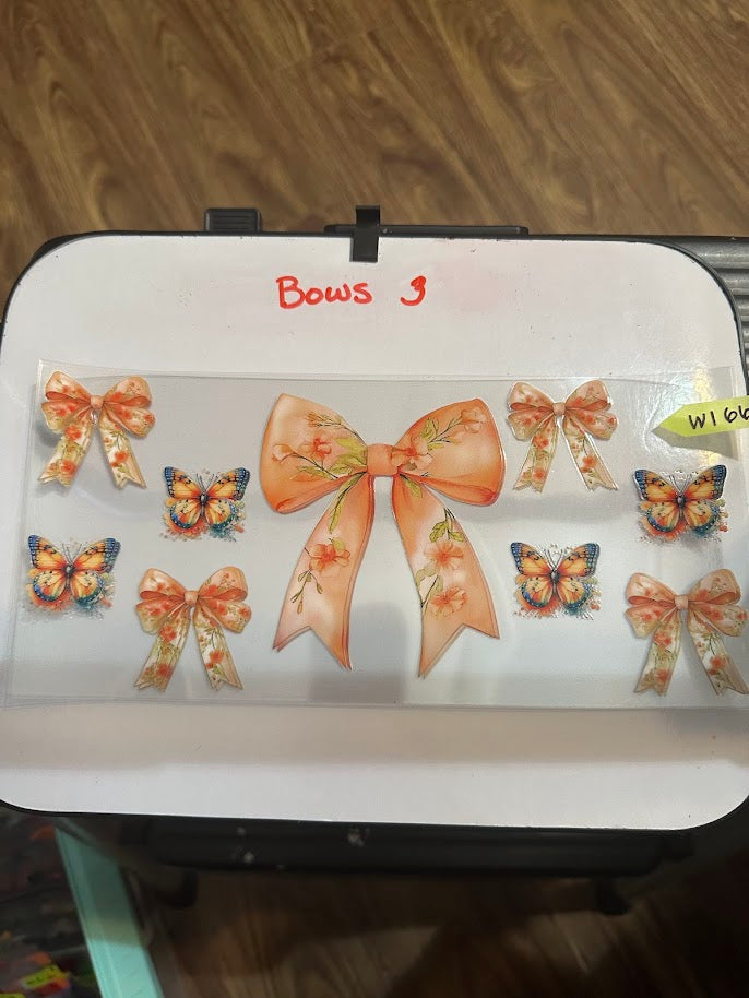 16oz Orange Bow with Flowers and Butterflies