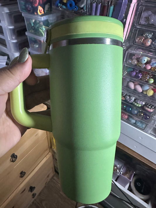 Kids cup green and yellow