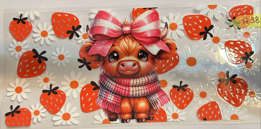 16oz Strawberry Highland Cow Cup Wrap
